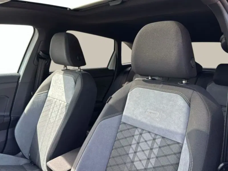 Volkswagen Taigo nuova a Vicenza (9)