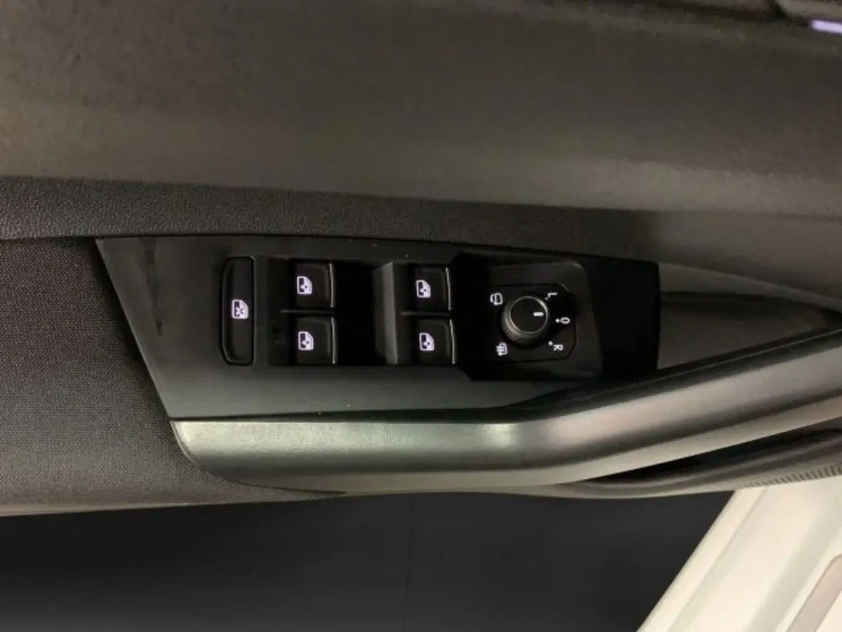 Volkswagen Taigo nuova a Vicenza (20)
