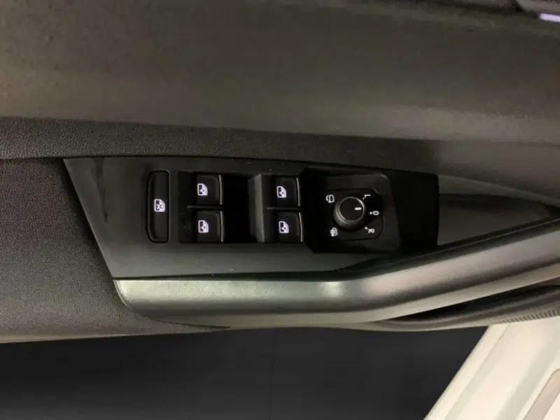 Volkswagen Taigo nuova a Vicenza (20)