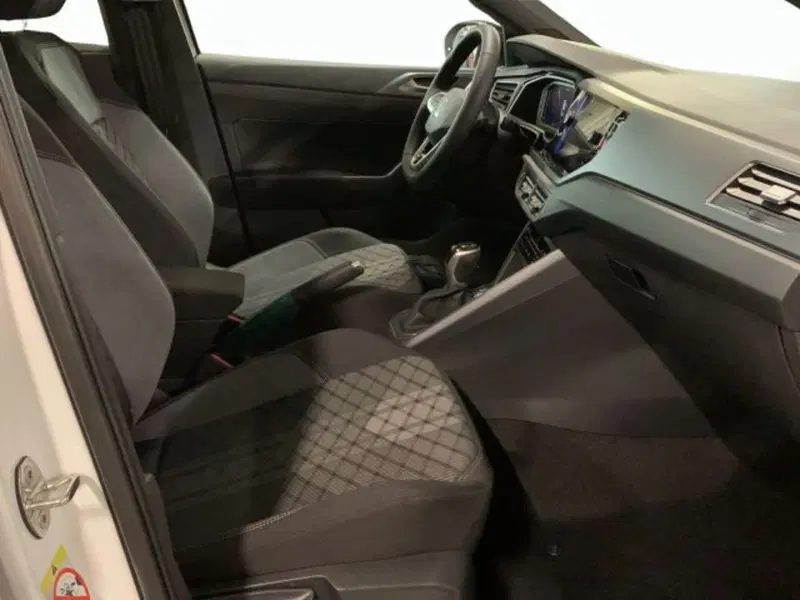 Volkswagen Taigo nuova a Vicenza (6)