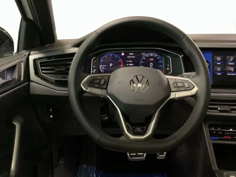 Volkswagen Taigo nuova a Vicenza (9)