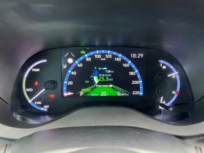 Toyota Yaris Cross usata a Sassari (9)