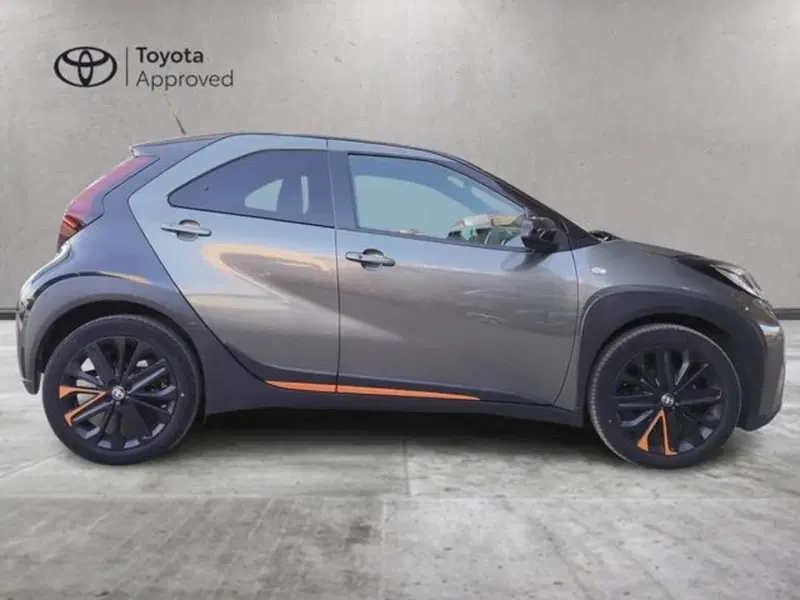 Toyota Aygo X usata a Sassari (4)