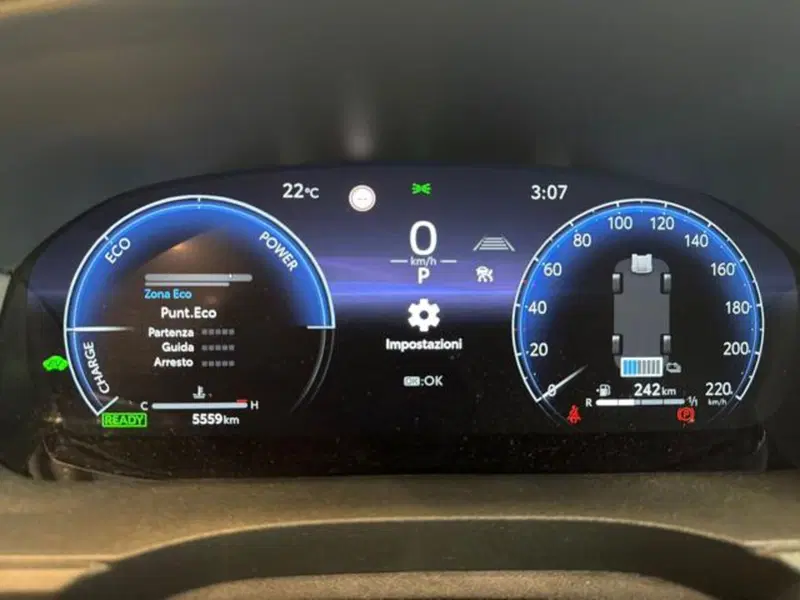 Toyota Yaris Cross usata a Sassari (9)