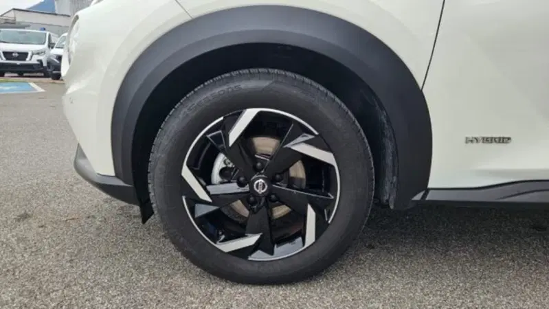 Nissan Juke usata a Lucca (19)