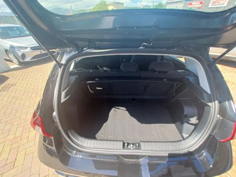 Hyundai i20 nuova a Savona (10)