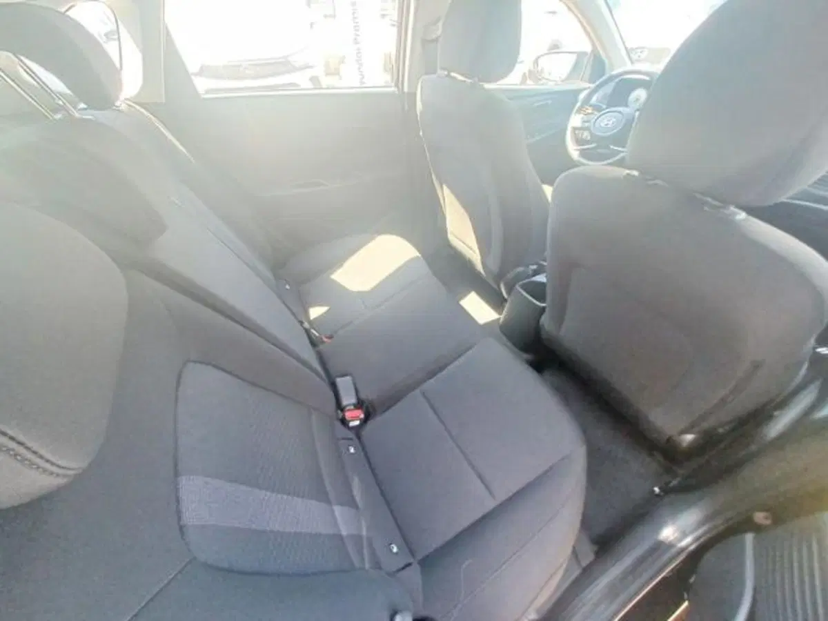 Hyundai i20 nuova a Savona (11)