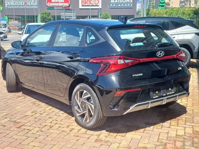 Hyundai i20 nuova a Savona (4)