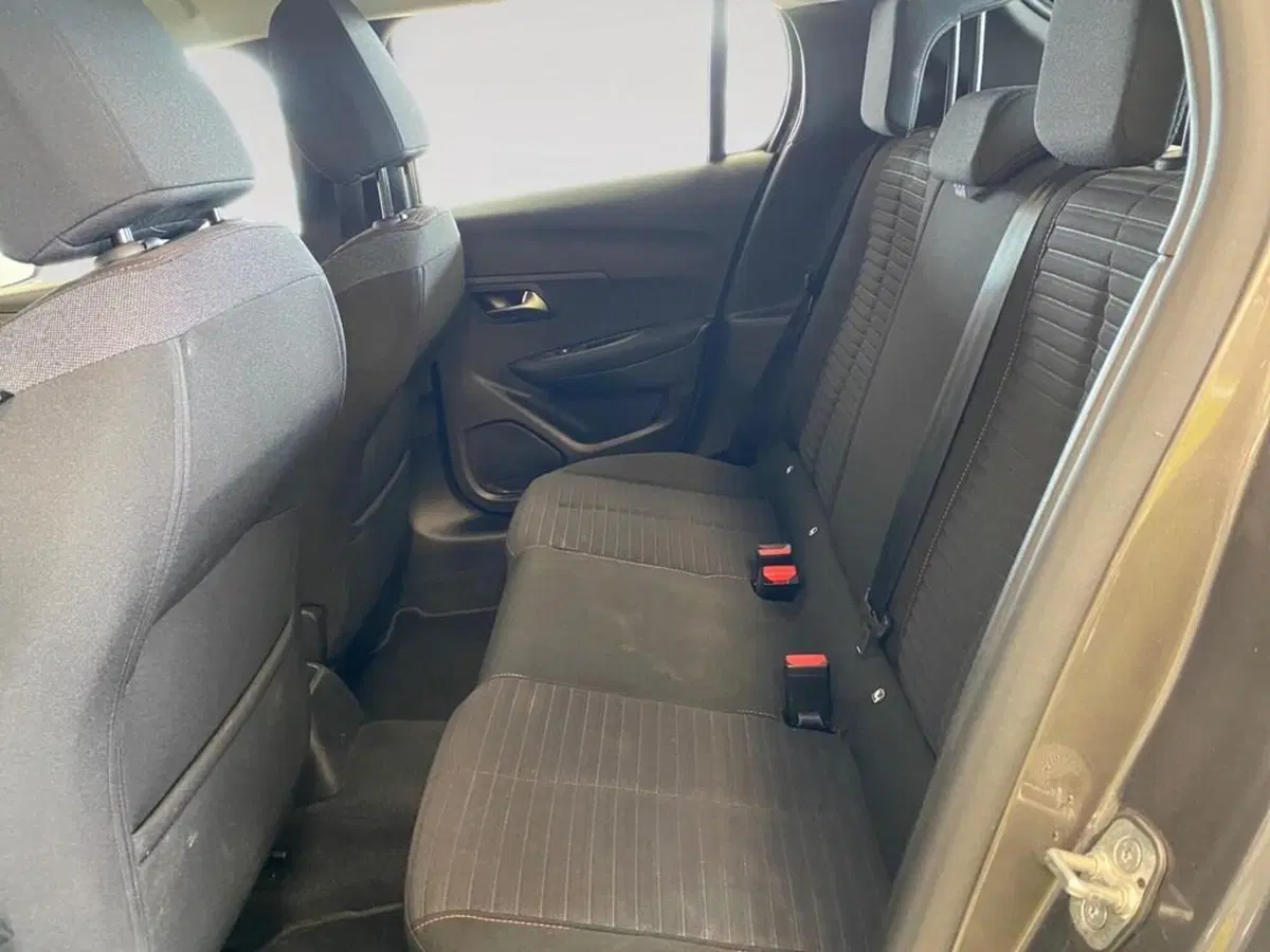 Peugeot 208 usata a Torino (8)