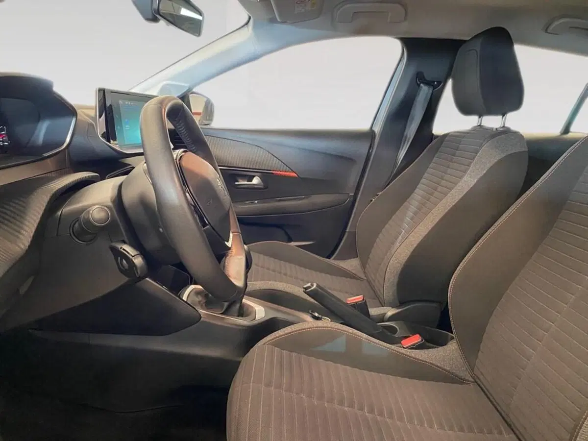 Peugeot 208 usata a Torino (7)