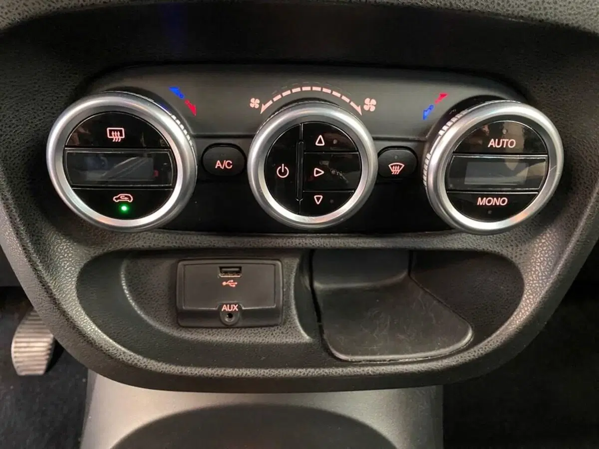Fiat 500L usata a Torino (10)