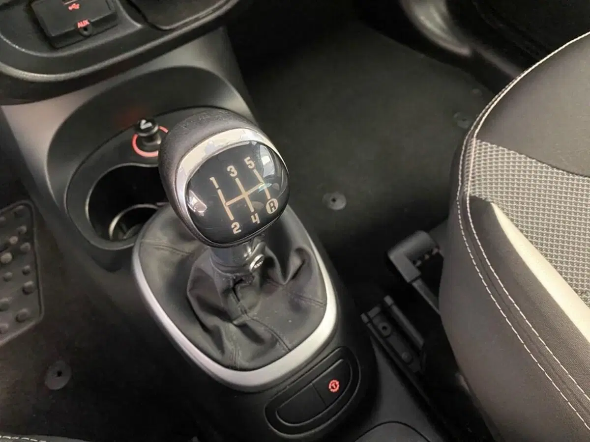 Fiat 500L usata a Torino (11)