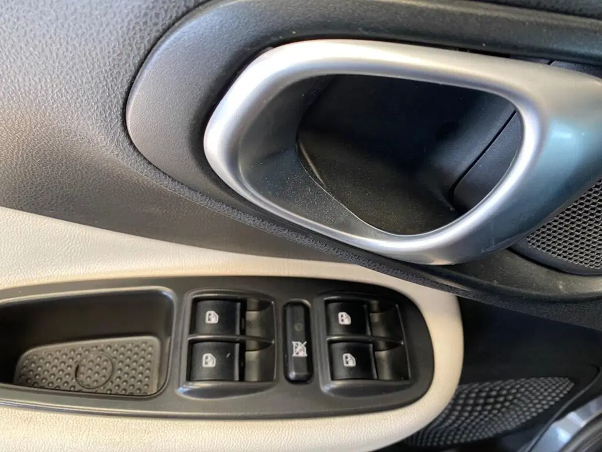 Fiat 500L usata a Torino (14)