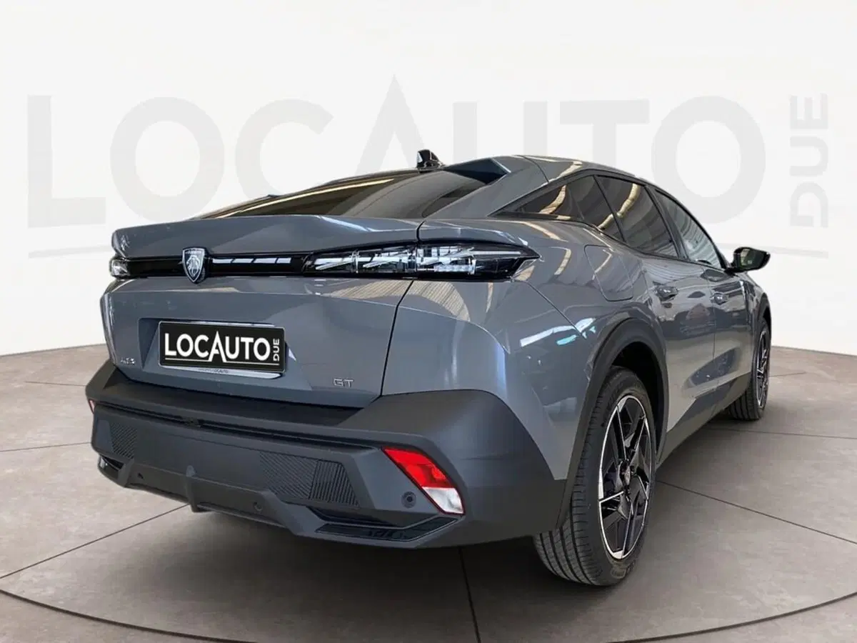 Peugeot 408 nuova a Torino (4)