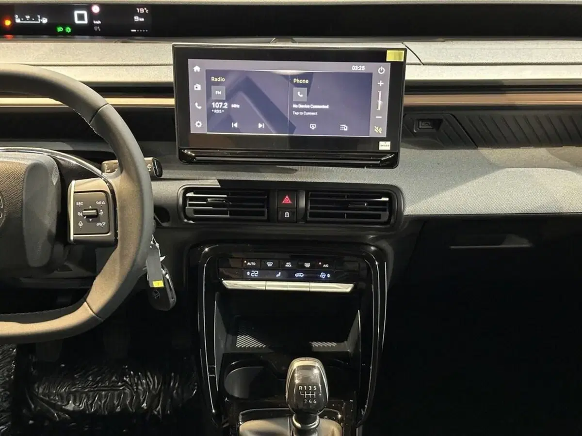 Citroen C3 Aircross nuova a Sondrio (13)