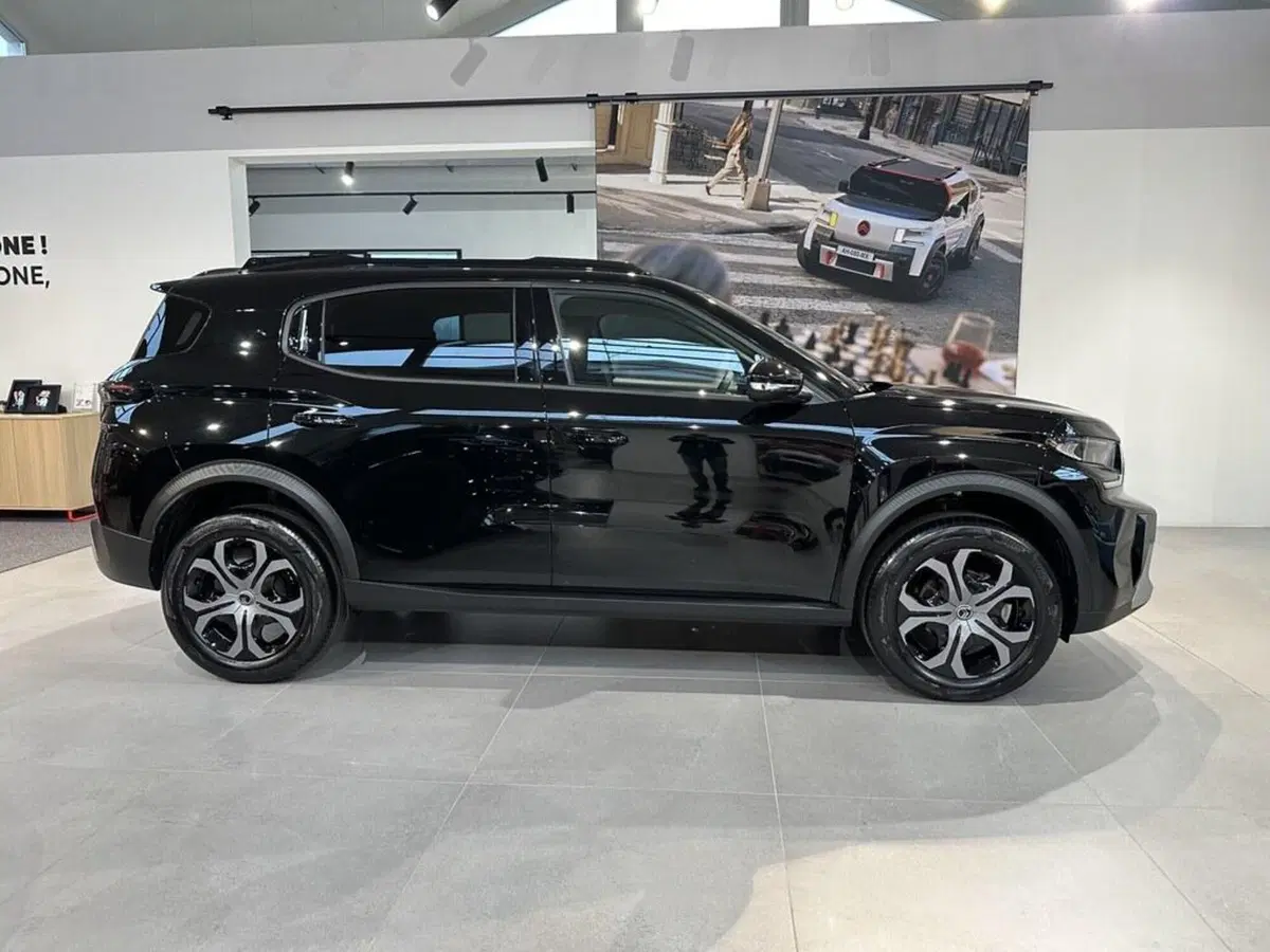 Citroen C3 Aircross nuova a Sondrio (5)
