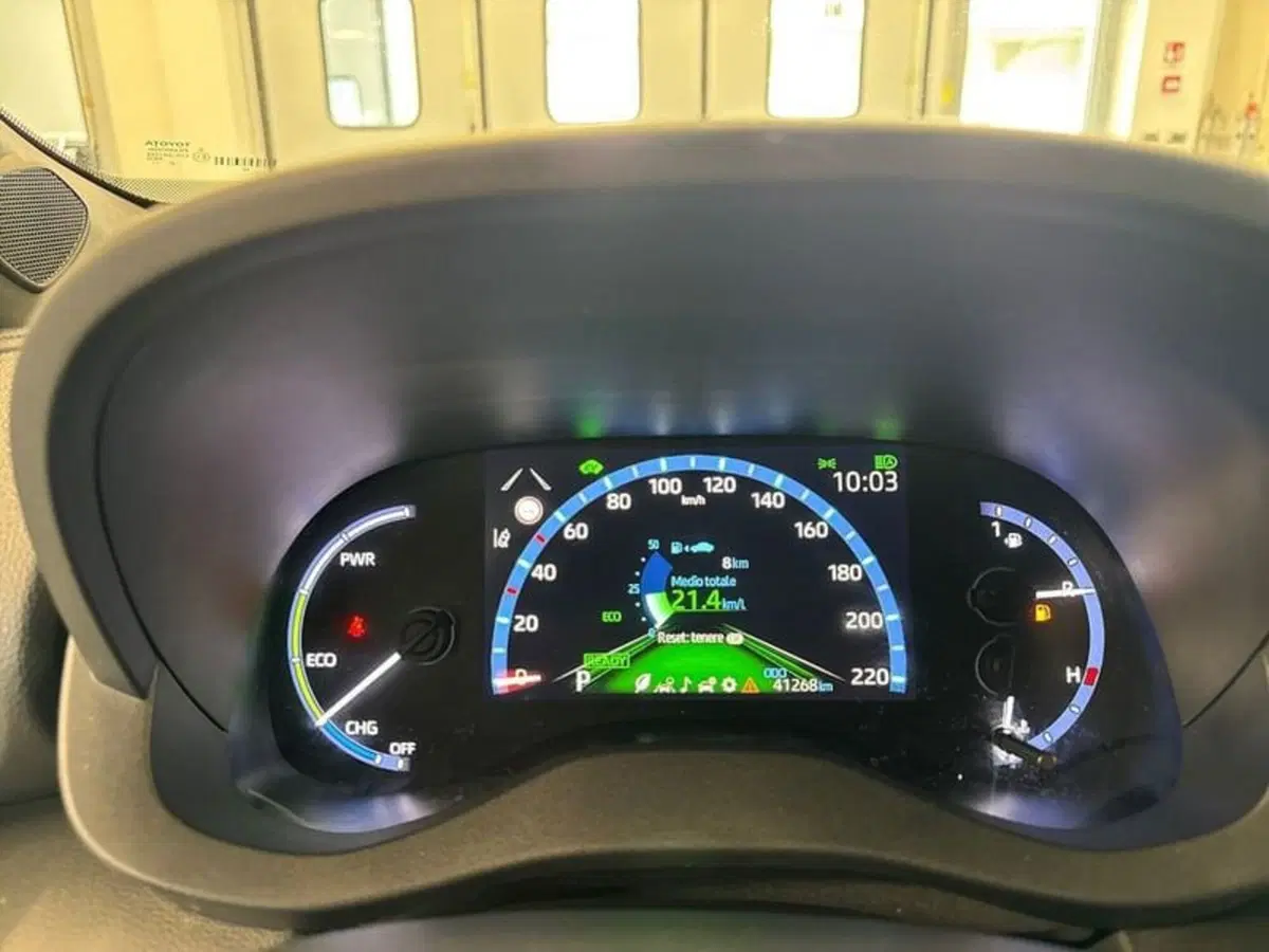 Toyota Yaris Cross usata a Prato (18)