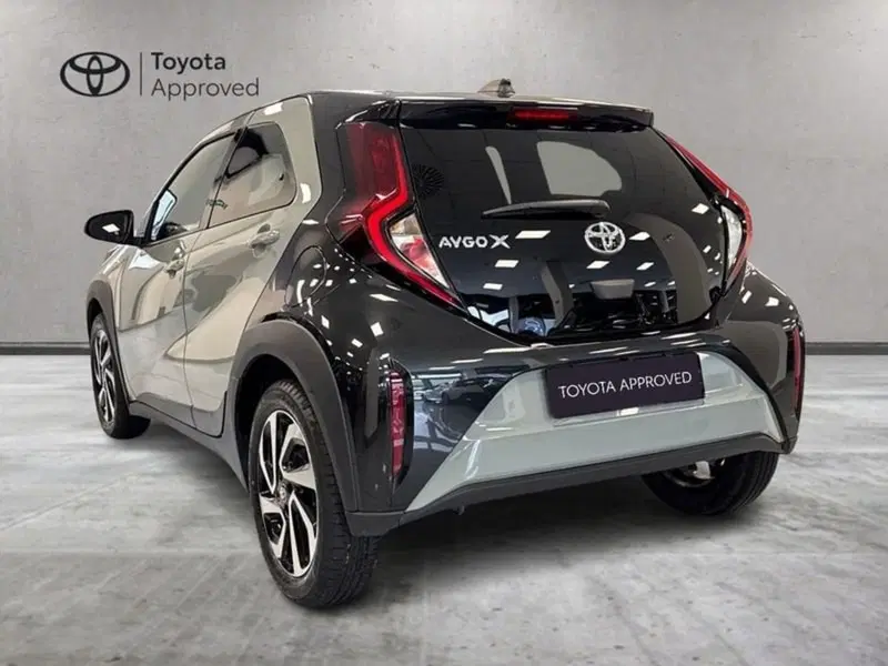 Toyota Aygo X usata a Prato (6)