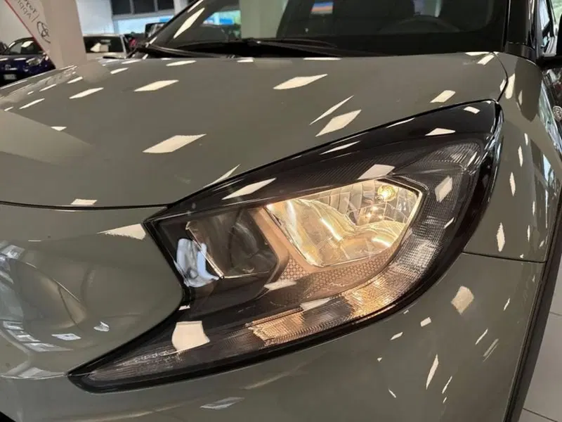 Toyota Aygo X usata a Prato (8)