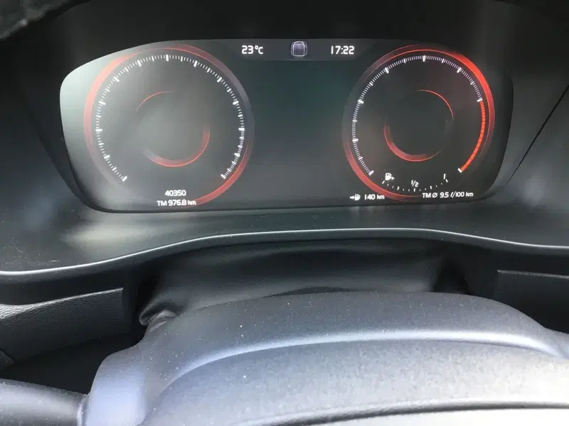 Volvo XC40 usata a Napoli (12)