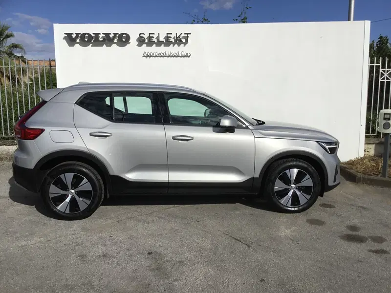 Volvo XC40 usata a Napoli (5)