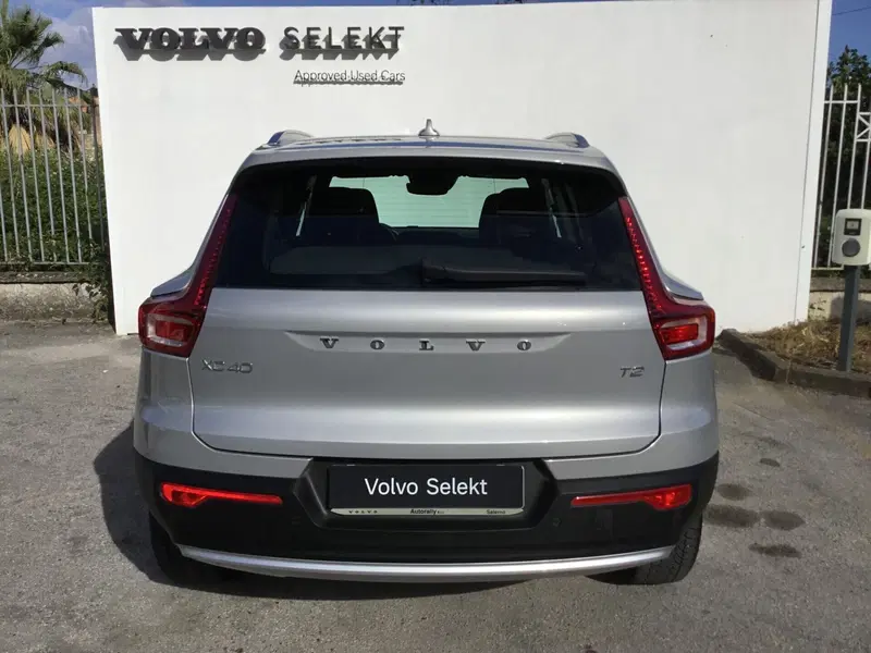 Volvo XC40 usata a Napoli (8)
