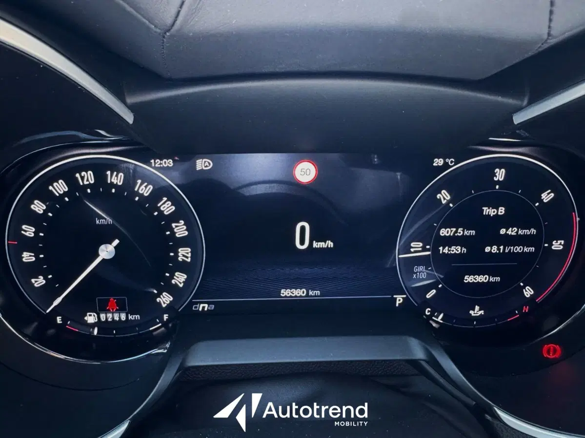 Alfa Romeo Stelvio usata a Bari (10)