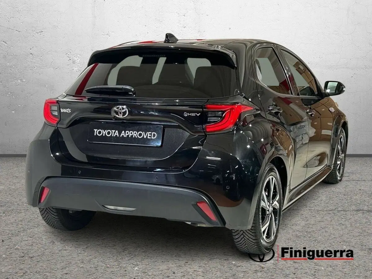 Toyota Yaris usata a Lecco (4)
