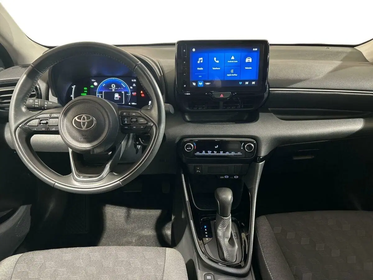 Toyota Yaris usata a Lecco (8)