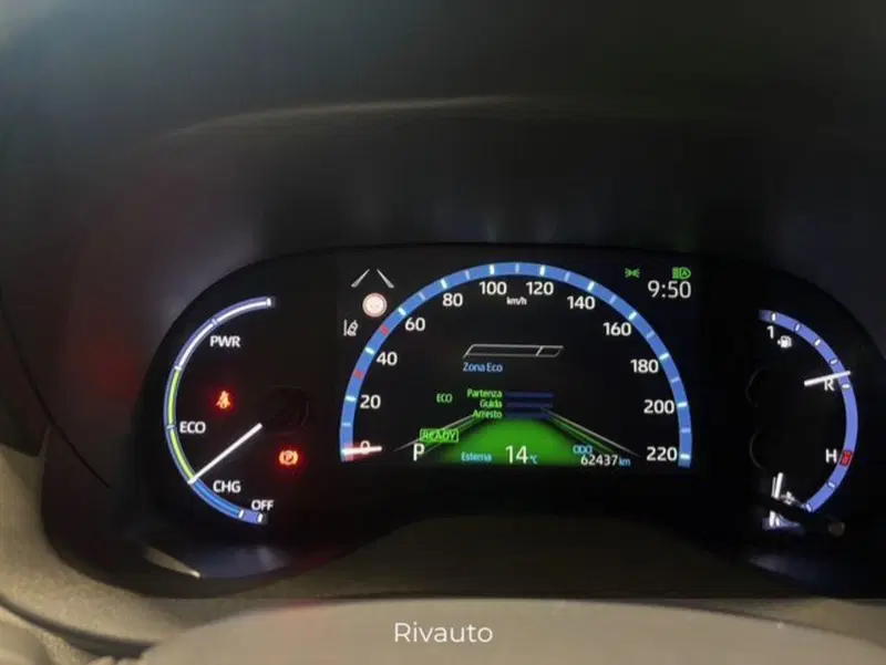Toyota Yaris Cross usata a Como (10)