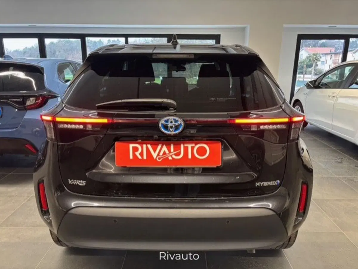 Toyota Yaris Cross usata a Como (3)