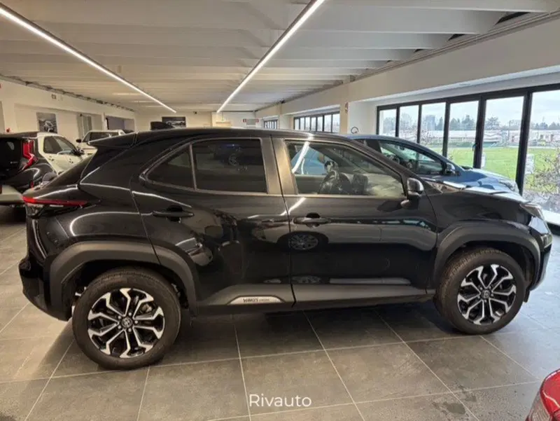 Toyota Yaris Cross usata a Como (8)