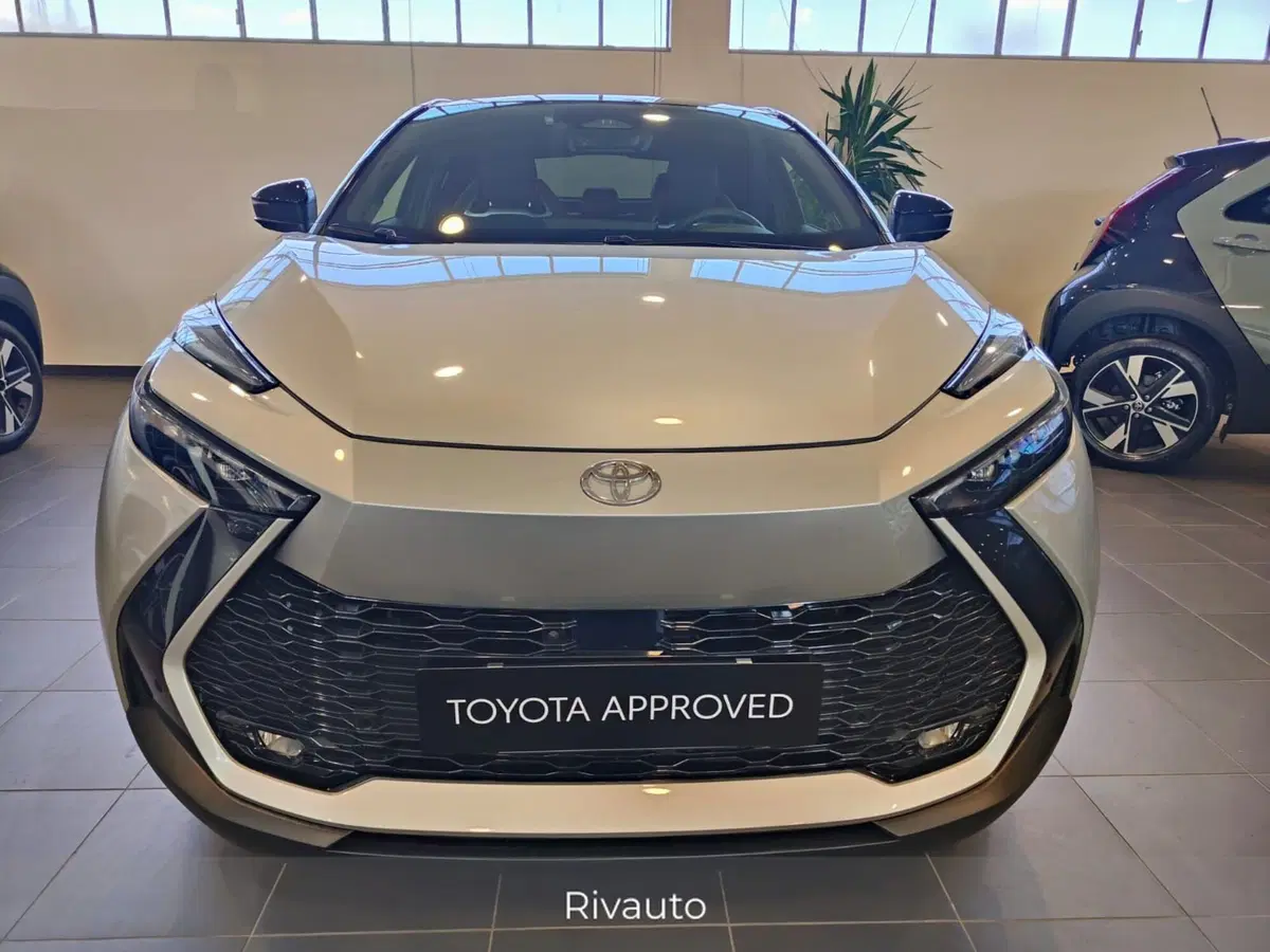 Toyota Toyota C-HR usata a Como (4)