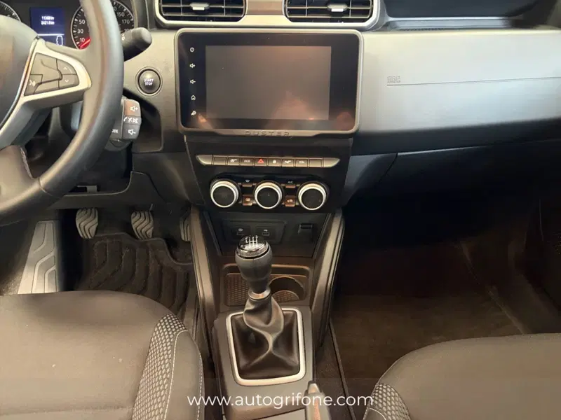 Dacia Duster usata a Modena (11)