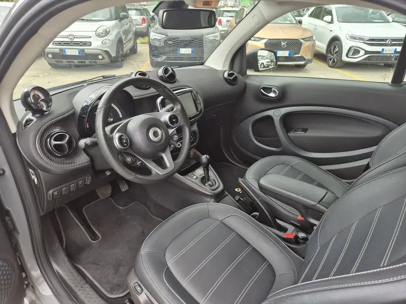 smart Fortwo usata  (5)