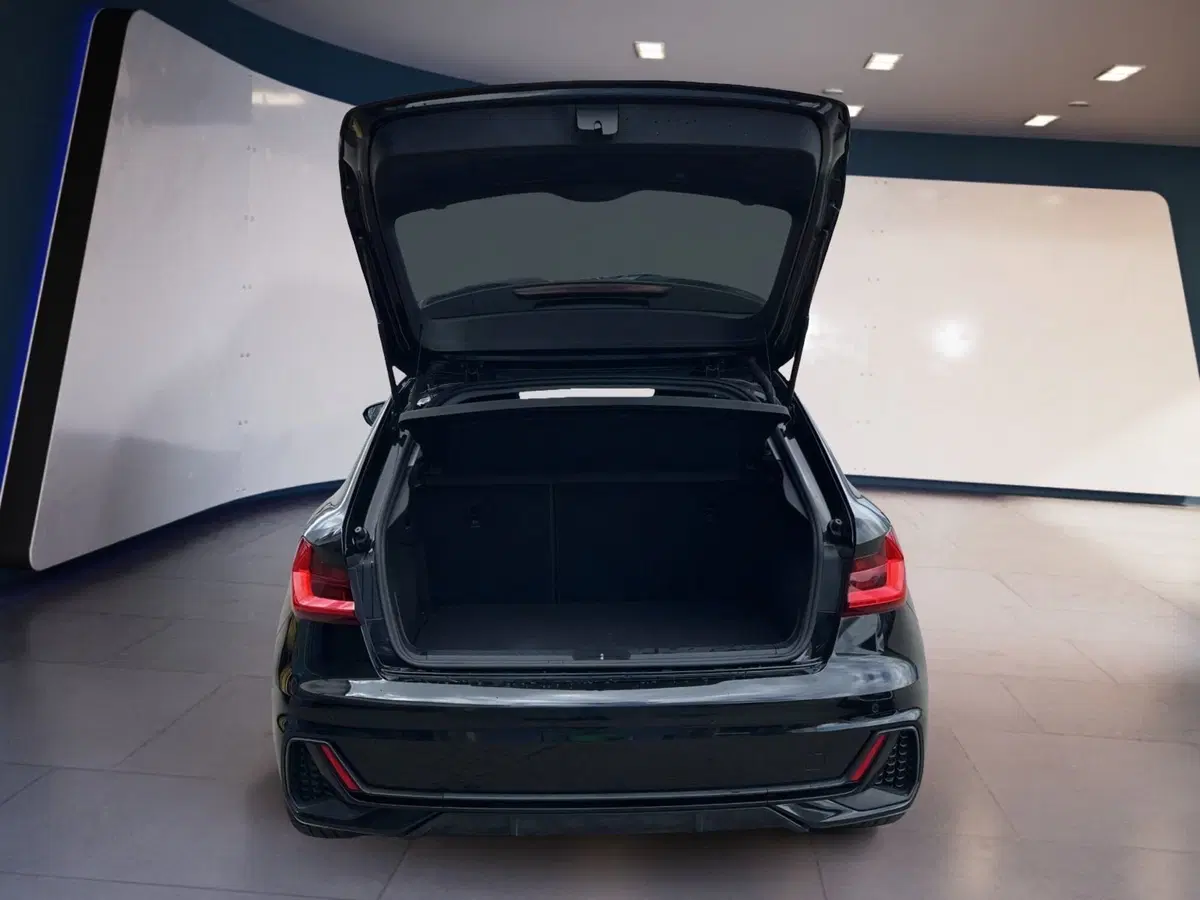 Audi A1 Sportback usata a Torino (8)