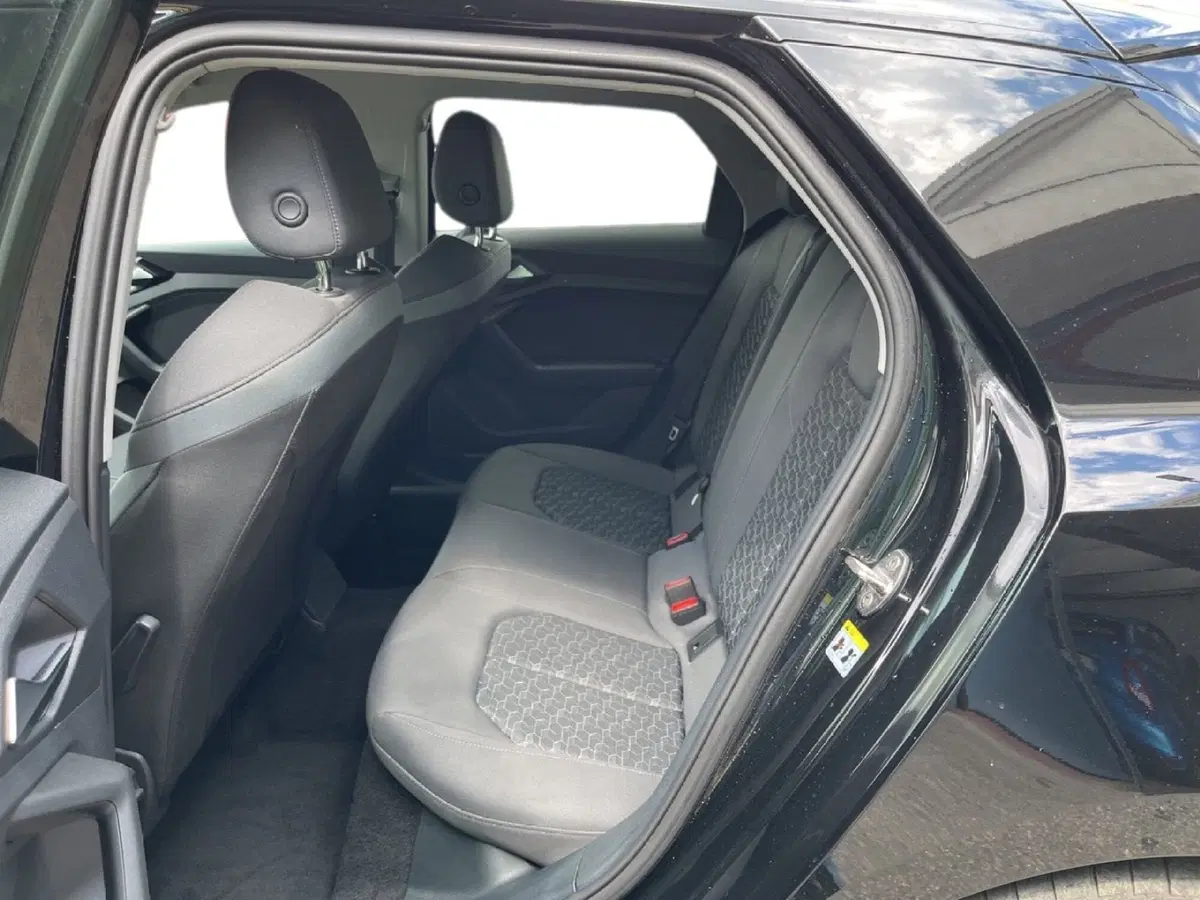 Audi A1 Sportback usata a Torino (9)