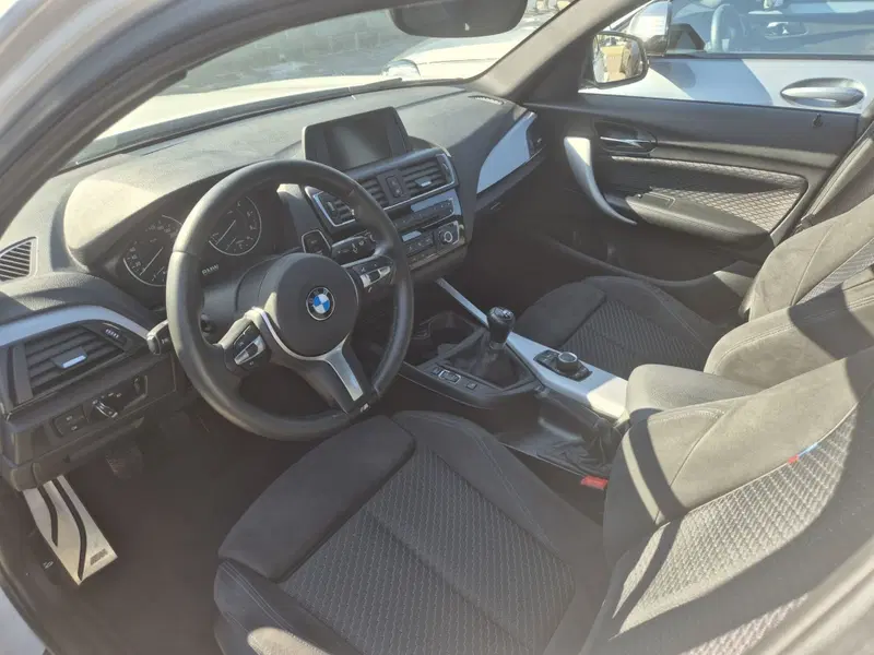 BMW Serie 1 5p. usata  (6)