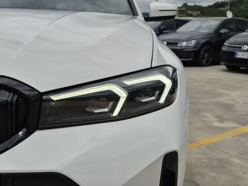 BMW Serie 3 Touring usata  (18)