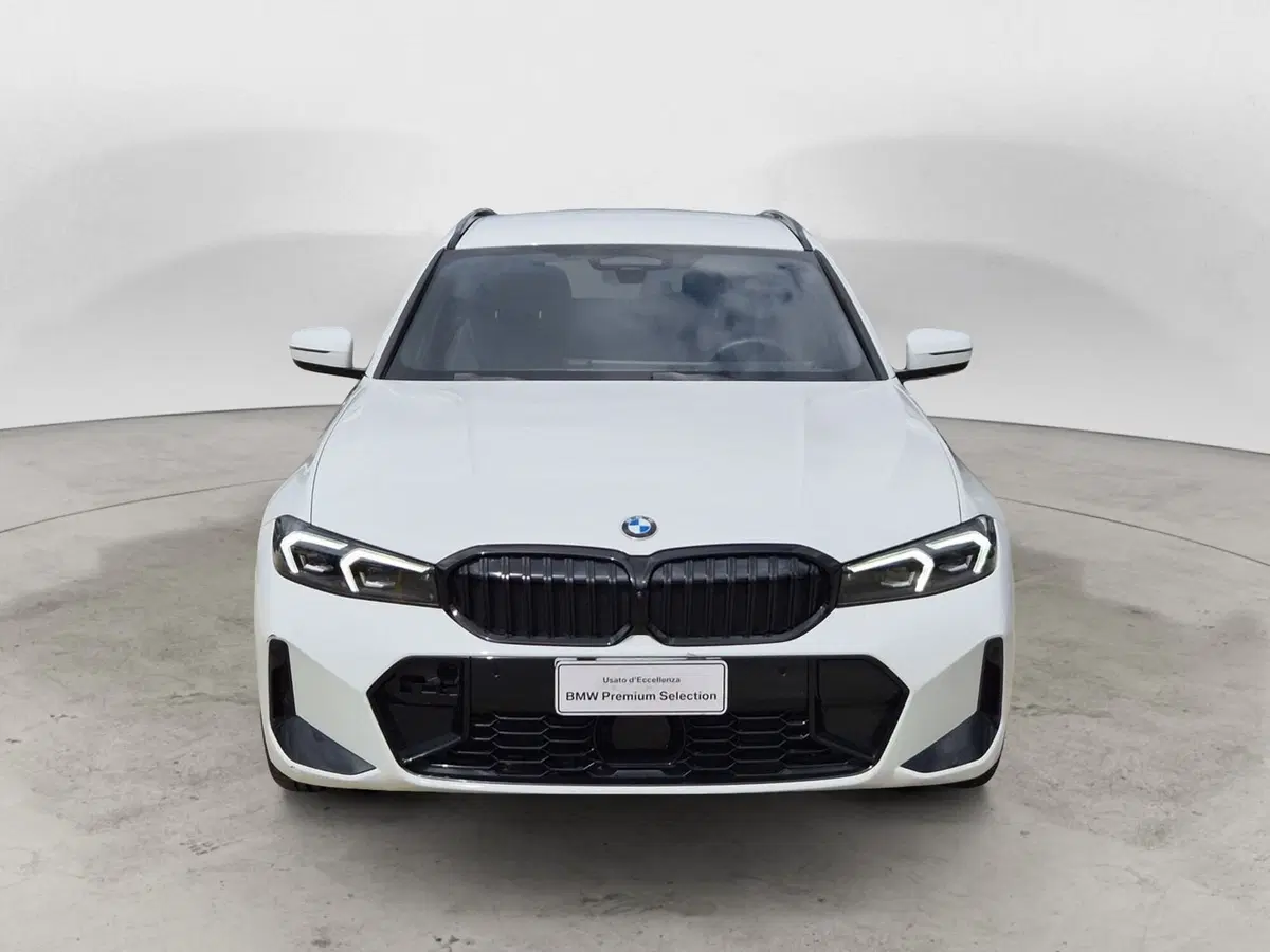 BMW Serie 3 Touring usata  (2)