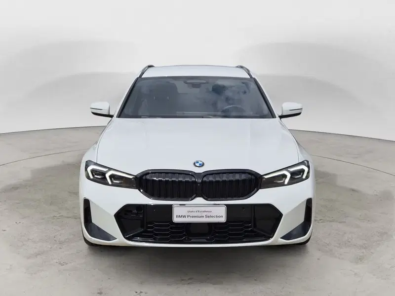BMW Serie 3 Touring usata  (2)