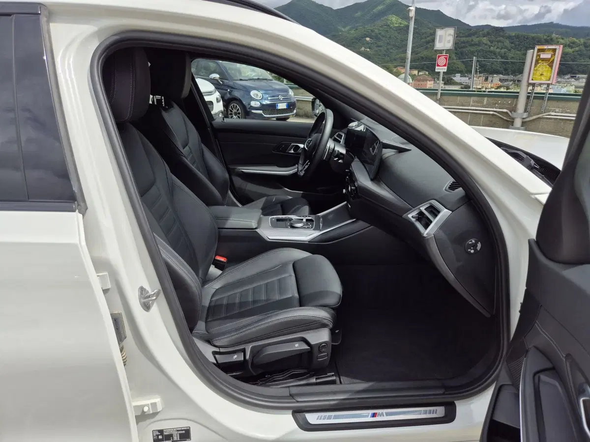 BMW Serie 3 Touring usata  (9)