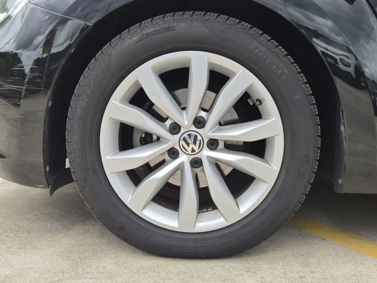 Volkswagen Maggiolino usata  (12)