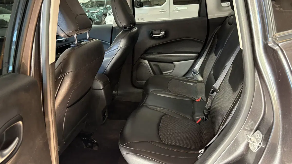 Jeep Compass usata a Treviso (9)