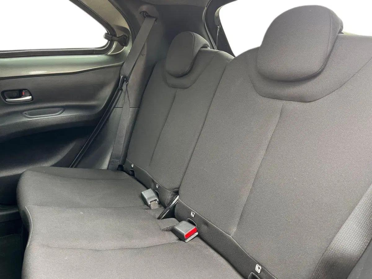 Toyota Aygo X usata a Ragusa (11)