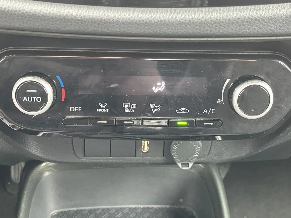 Toyota Aygo X usata a Ragusa (13)