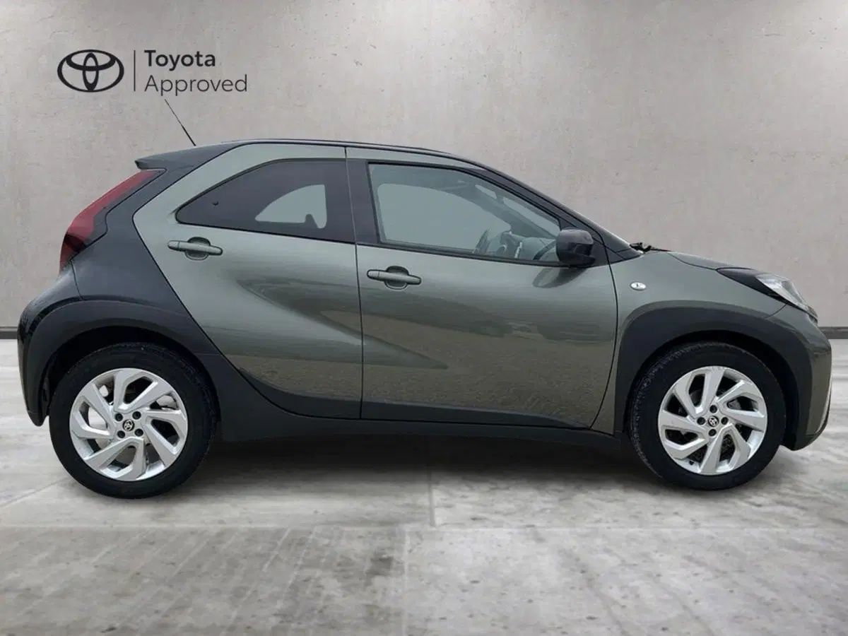 Toyota Aygo X usata a Ragusa (4)