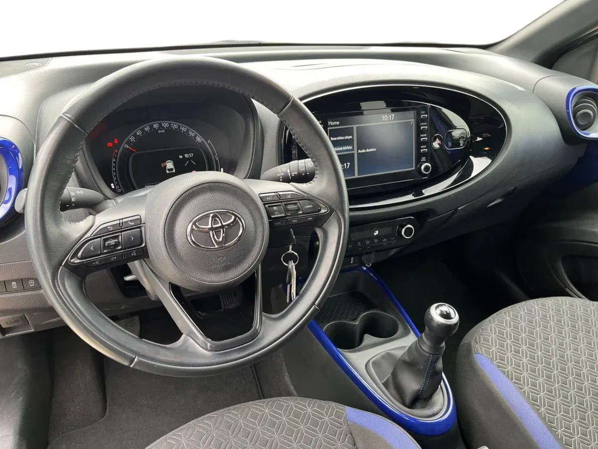Toyota Aygo X usata a Ragusa (8)