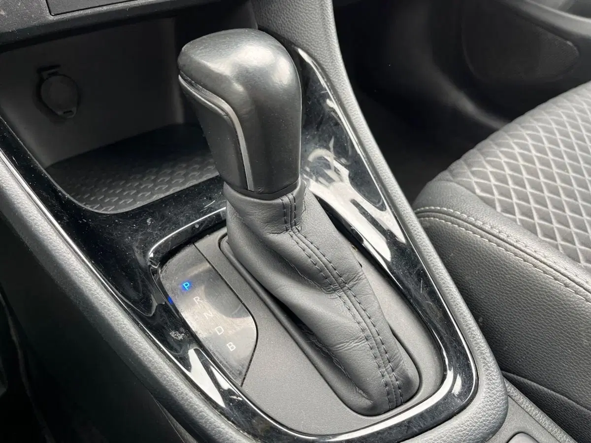 Toyota Yaris usata a Ragusa (12)