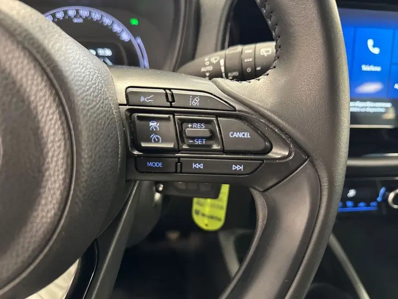 Toyota Aygo X usata a Prato (14)